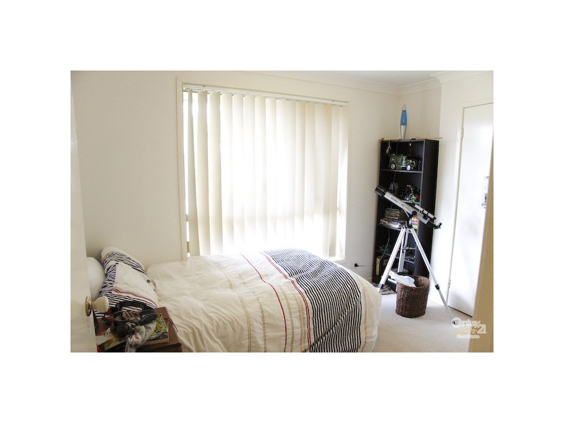 1/3 Roma Road, Valentine NSW 2280