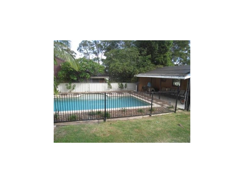 82 Andrew Road, Valentine NSW 2280