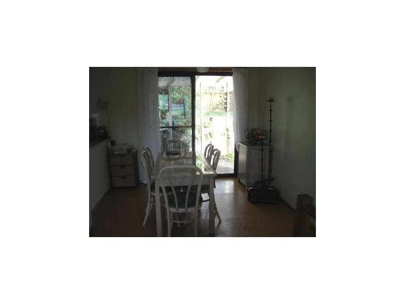 6 Suffolk Drive, Valentine NSW 2280