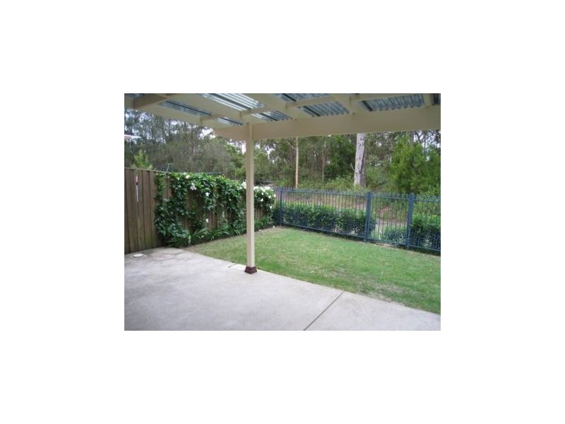 2/11 Excalibur Parade, Valentine NSW 2280