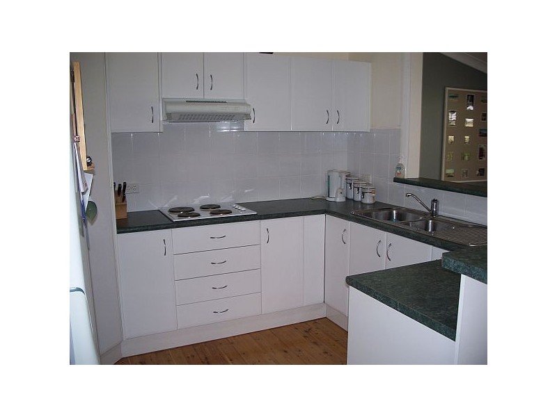 14 Hitchcock Avenue, Belmont NSW 2280