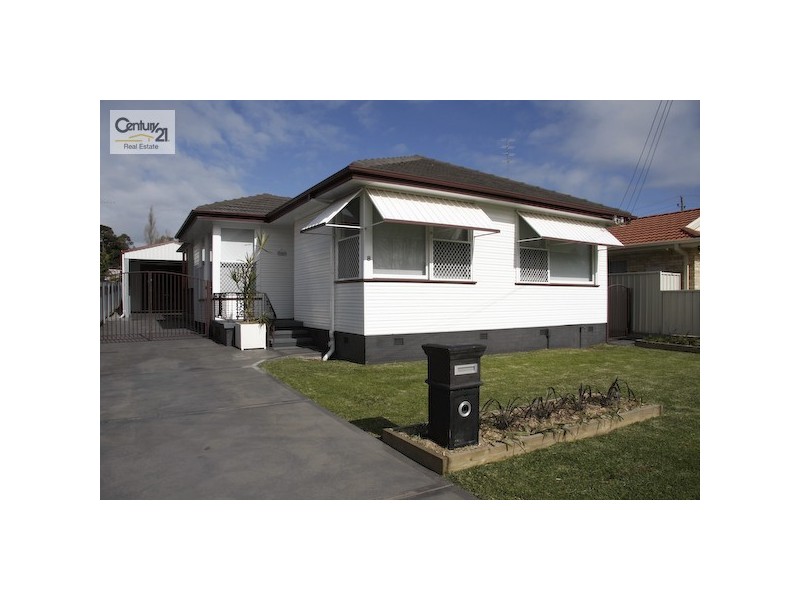 8 Pine Avenue, Cardiff South NSW 2285