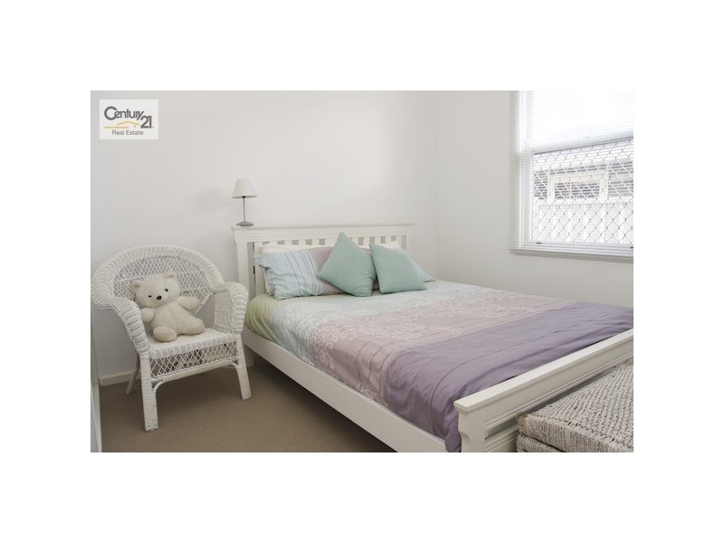 8 Pine Avenue, Cardiff South NSW 2285