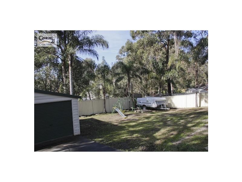 38 McElwee Drive, Tingira Heights NSW 2290
