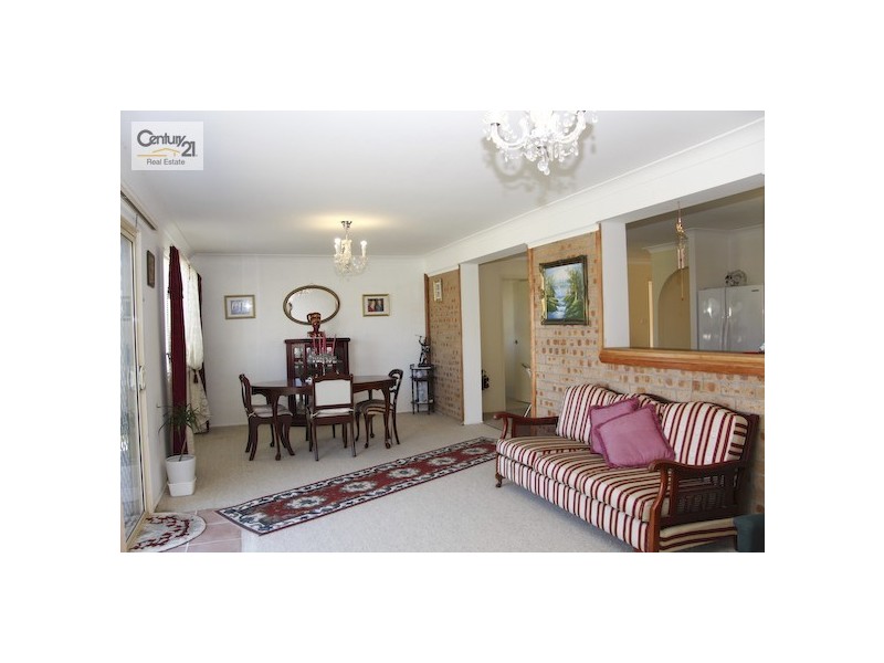 67 Gundaroo Circuit, Maryland NSW 2287