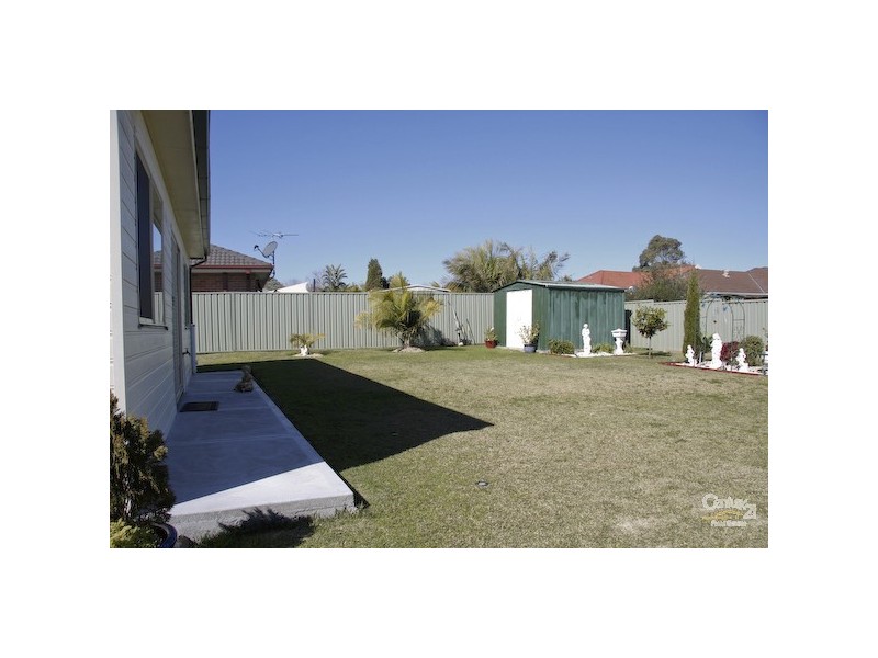 67 Gundaroo Circuit, Maryland NSW 2287