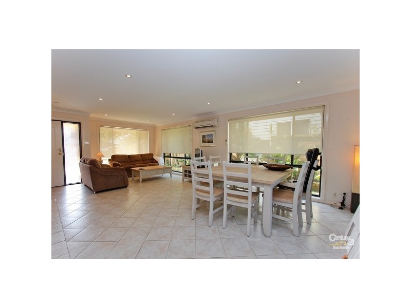 2/20 Nott Street, Warners Bay NSW 2282