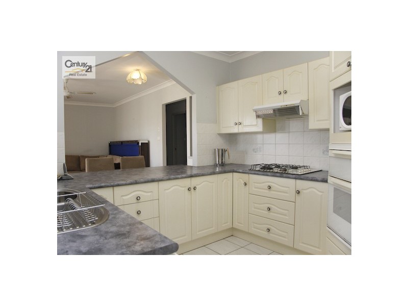 2 Agincourt Crescent, Valentine NSW 2280