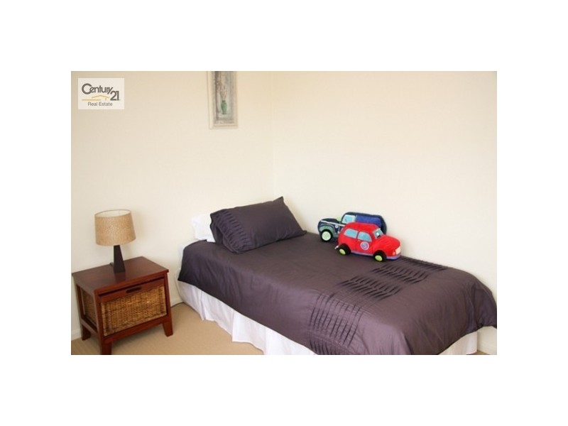 4 Siloam Drive, Belmont North NSW 2280