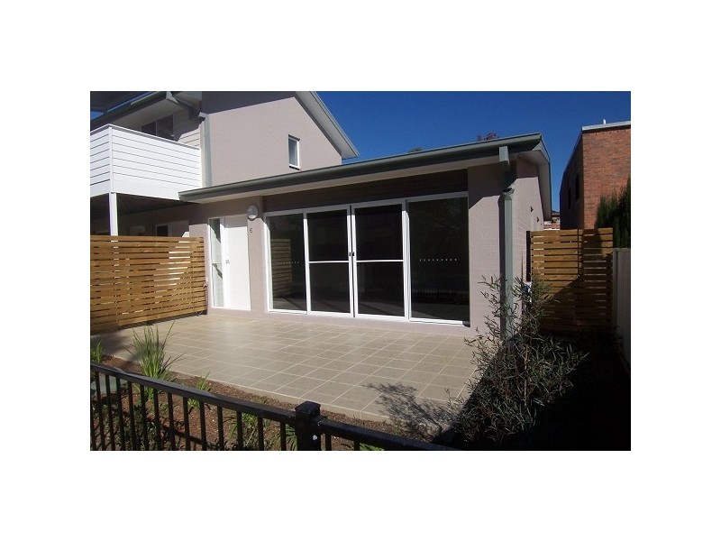 6/12 Berringar Road, Valentine NSW 2280