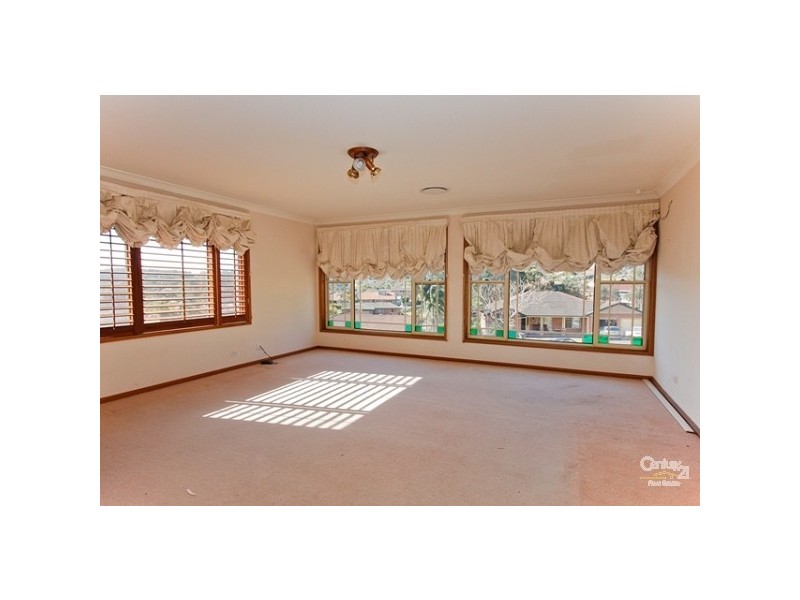 6 Grosvenor Place, Valentine NSW 2280