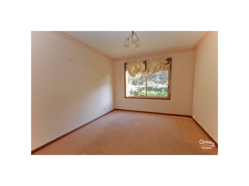 6 Grosvenor Place, Valentine NSW 2280