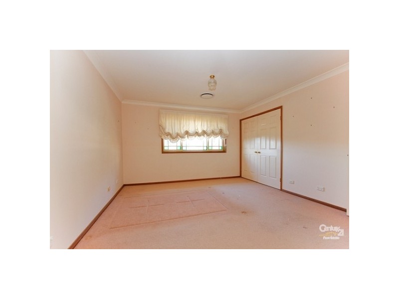 6 Grosvenor Place, Valentine NSW 2280
