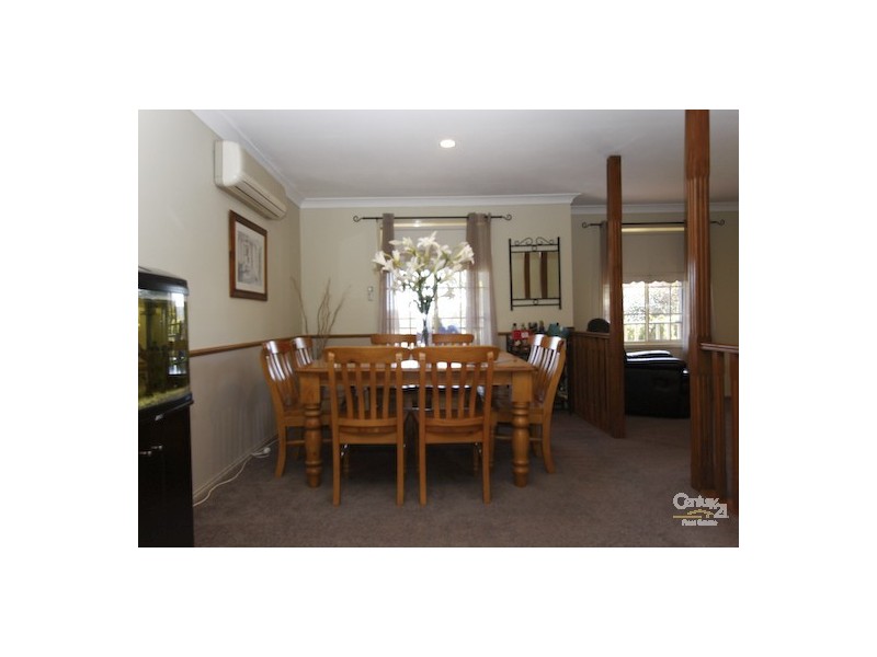 37 Woodoak Close, Tingira Heights NSW 2290