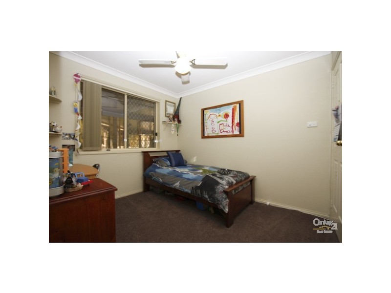 37 Woodoak Close, Tingira Heights NSW 2290