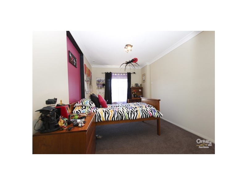 37 Woodoak Close, Tingira Heights NSW 2290