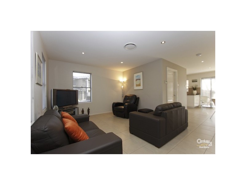 18/346 Pacific Highway, Belmont North NSW 2280