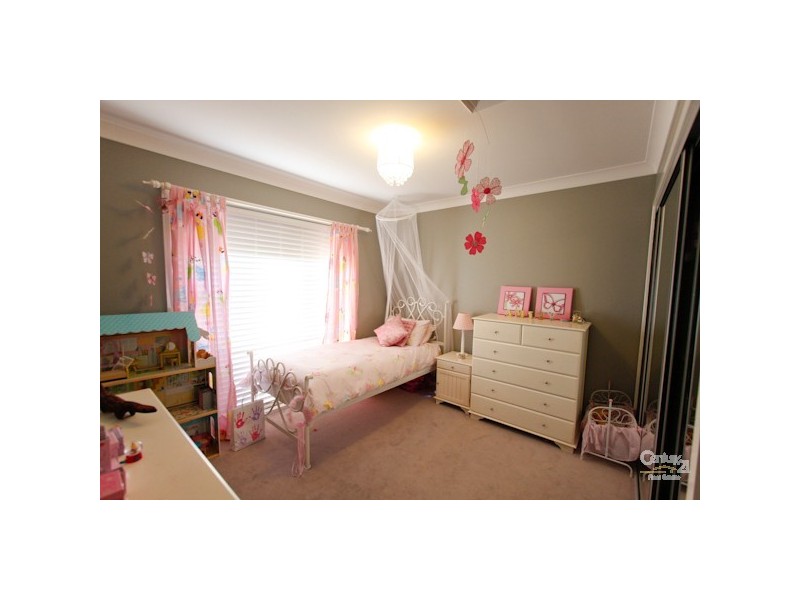 12 Edinburgh Close, Valentine NSW 2280