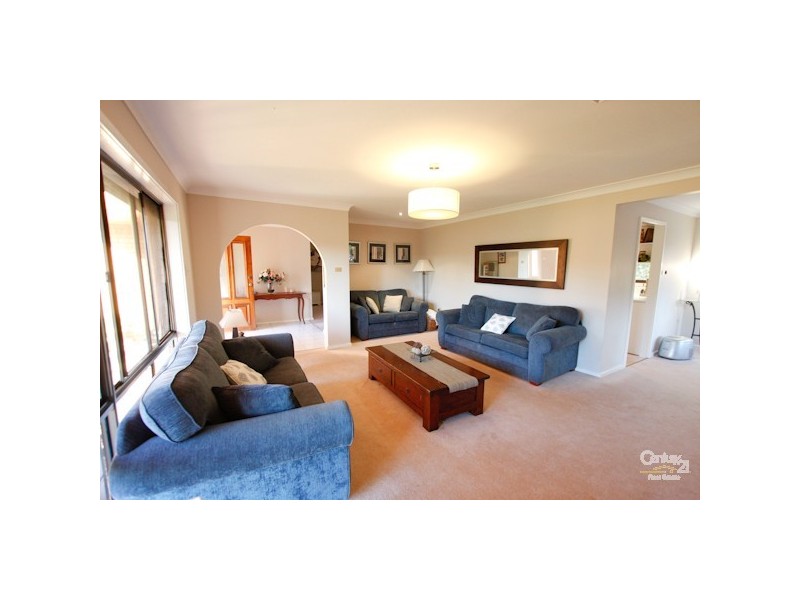 12 Edinburgh Close, Valentine NSW 2280