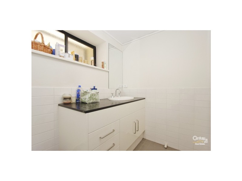 4/7 Howard Street, Warners Bay NSW 2282