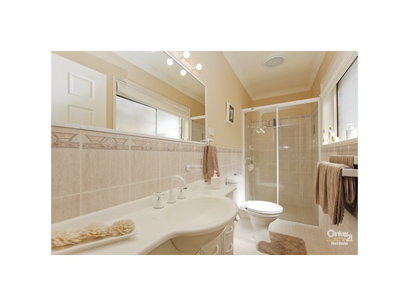 82B Violet Town Road, Floraville NSW 2280