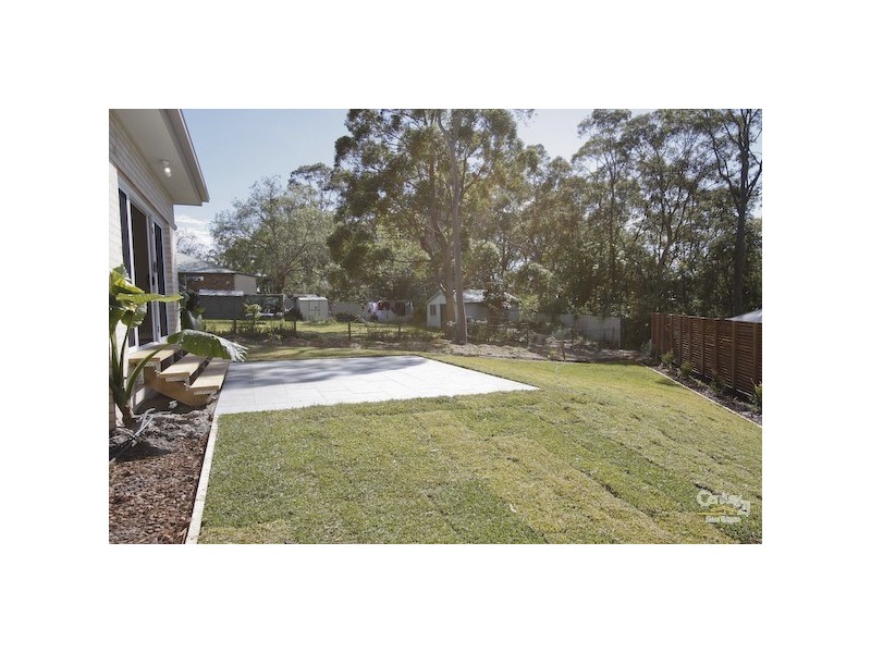 5 Lurnea Crescent, Valentine NSW 2280