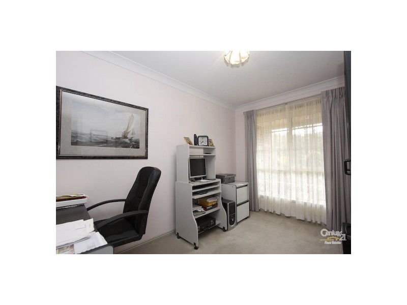 3 Tanunda Close, Eleebana NSW 2282