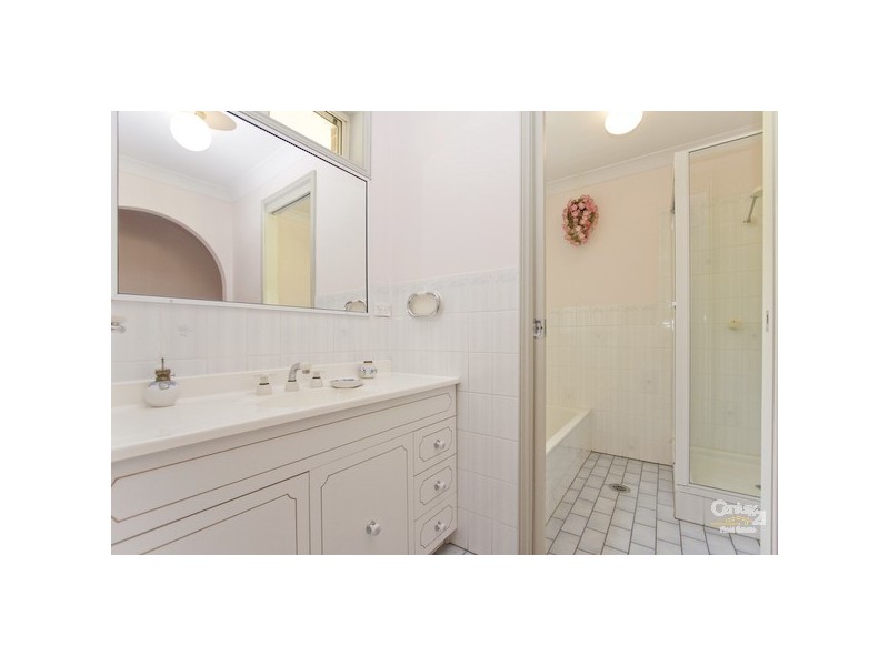 3 Tanunda Close, Eleebana NSW 2282