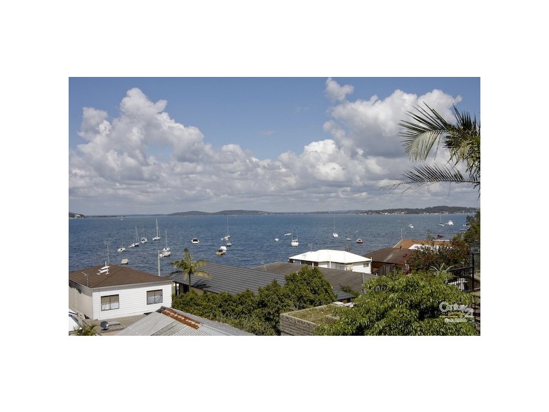 60 Ross Street, Belmont NSW 2280