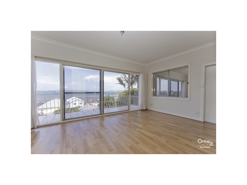 60 Ross Street, Belmont NSW 2280