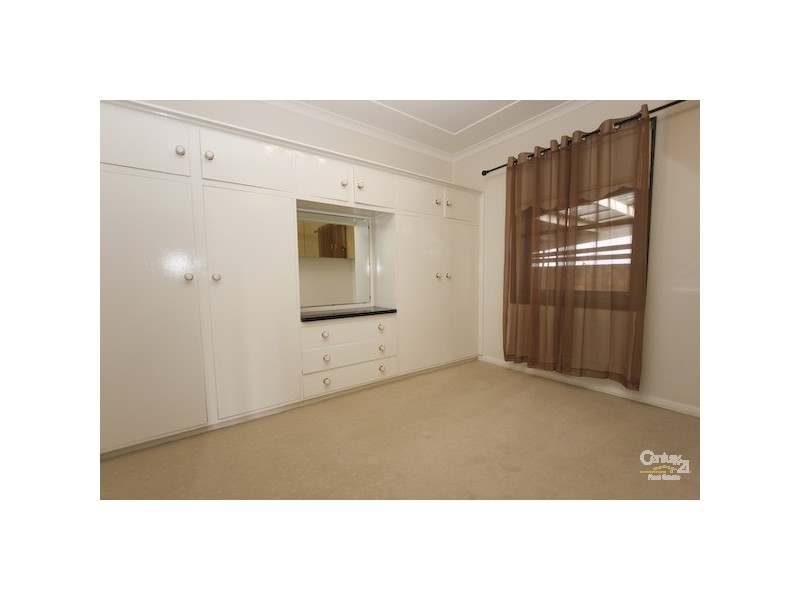 60 Ross Street, Belmont NSW 2280