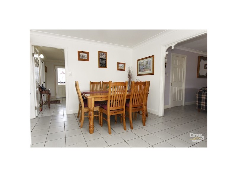 18 Kentmere Drive, Lakelands NSW 2282