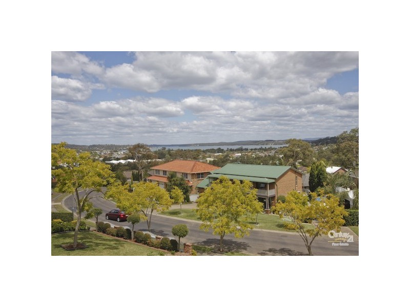 18 Kentmere Drive, Lakelands NSW 2282