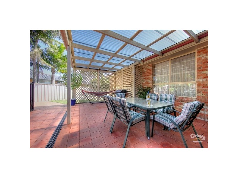 16 Buttermere Drive, Lakelands NSW 2282
