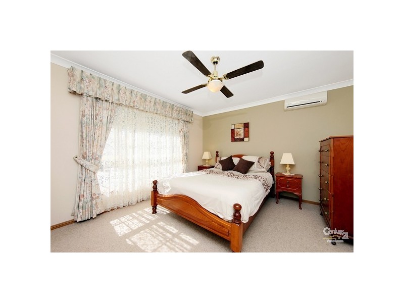 16 Buttermere Drive, Lakelands NSW 2282