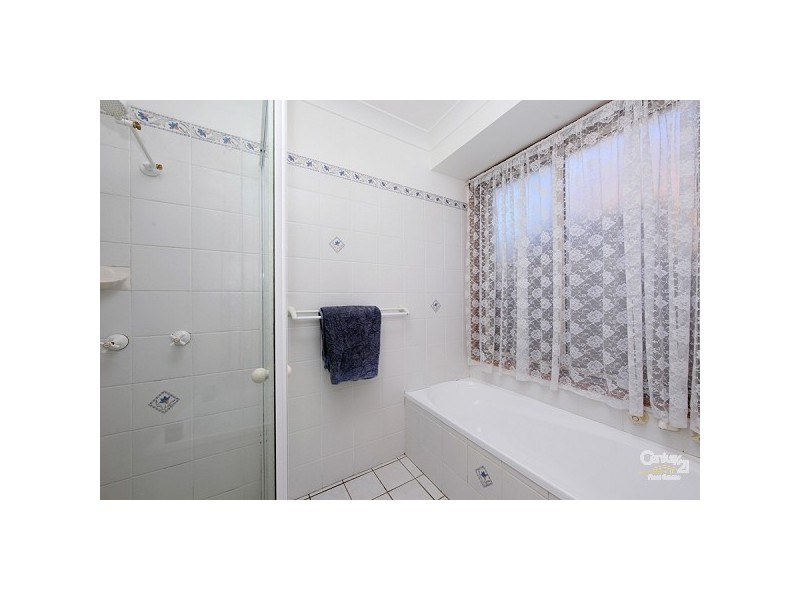 16 Buttermere Drive, Lakelands NSW 2282