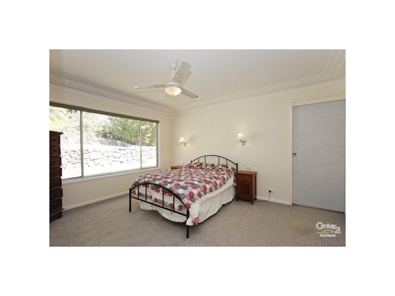 8 Christopher Avenue, Valentine NSW 2280