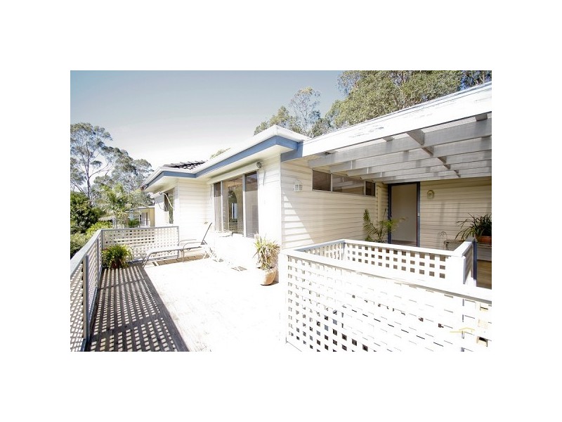 8 Christopher Avenue, Valentine NSW 2280