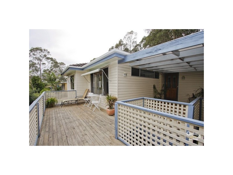 8 Christopher Avenue, Valentine NSW 2280