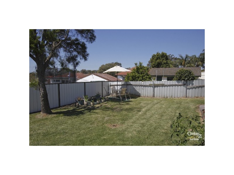 24 Bardia Road, Shortland NSW 2307