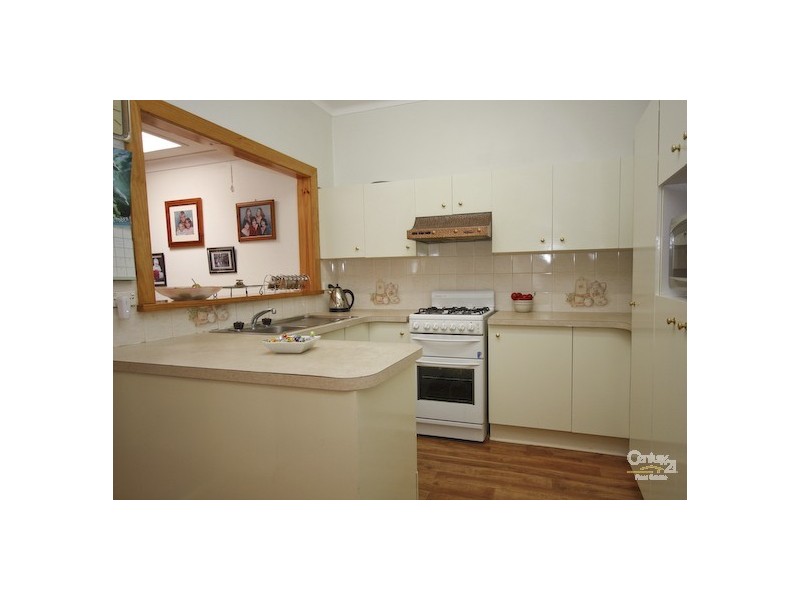 24 Bardia Road, Shortland NSW 2307