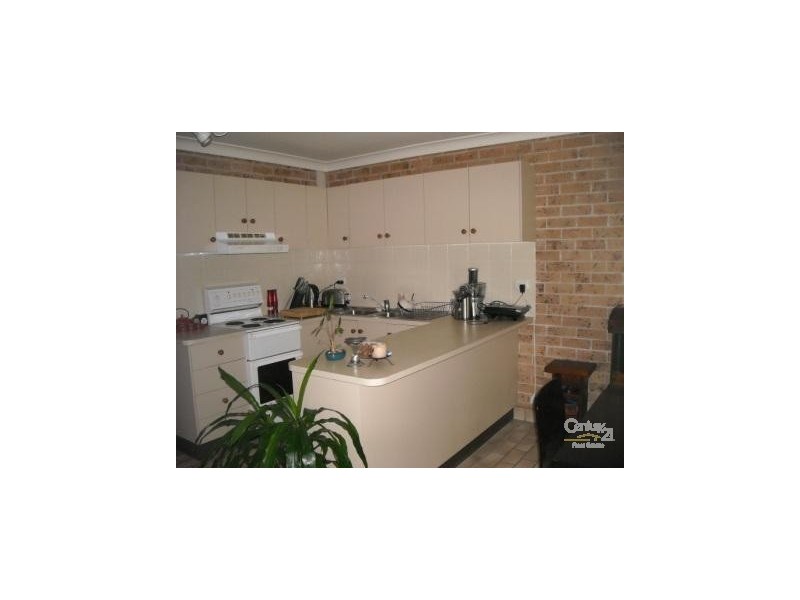 2/50 Charles Street, Warners Bay NSW 2282