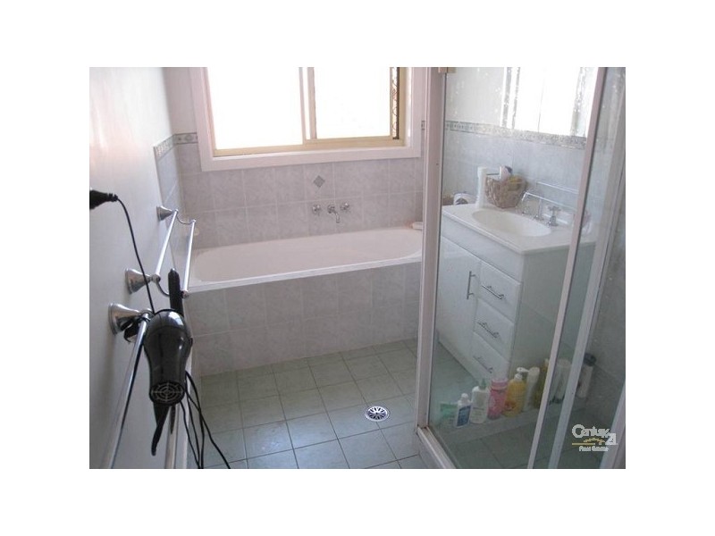 1 Emily Street, Glendale NSW 2285