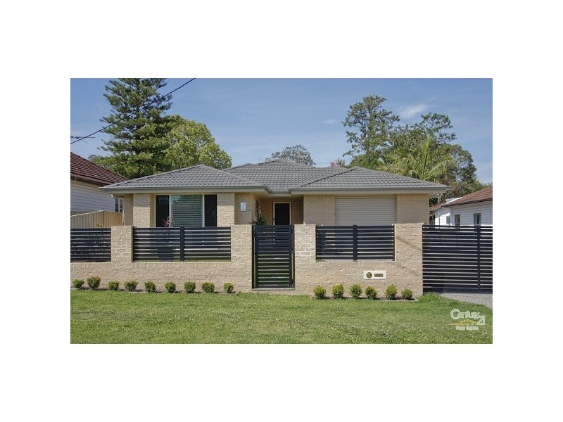7 East Street, Warners Bay NSW 2282