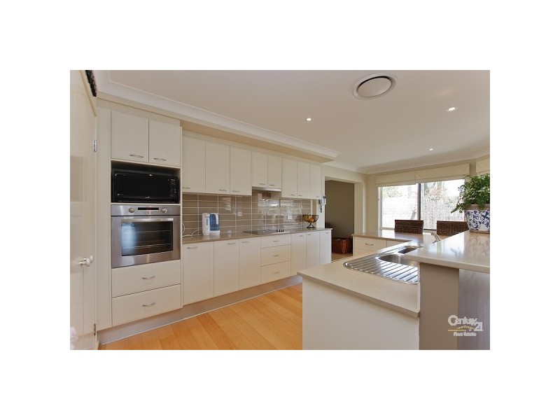 7 East Street, Warners Bay NSW 2282