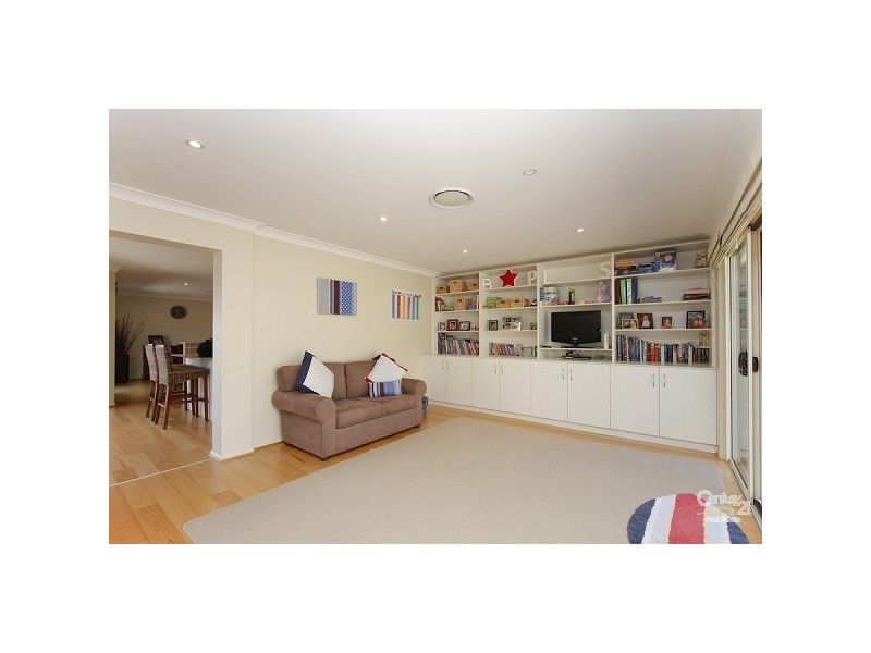 7 East Street, Warners Bay NSW 2282