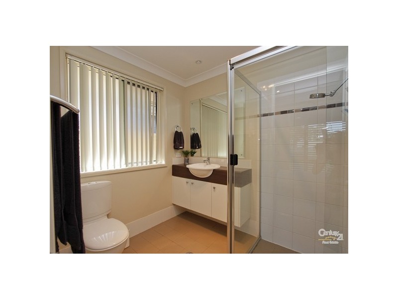 7 East Street, Warners Bay NSW 2282