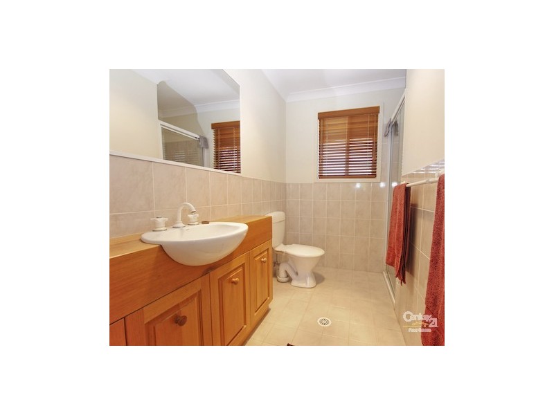 1/14 Berringar Road, Valentine NSW 2280