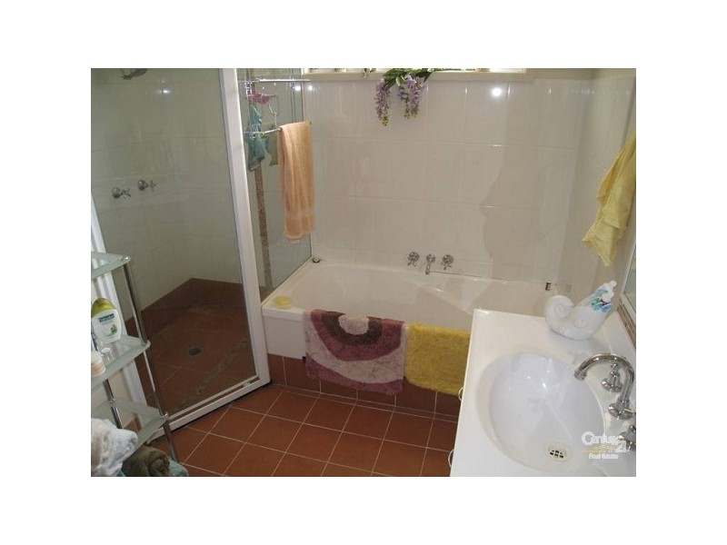 10 Melton Place, Croudace Bay NSW 2280