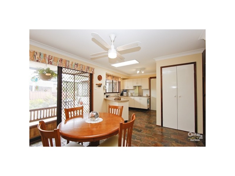9 Parklea Avenue, Croudace Bay NSW 2280